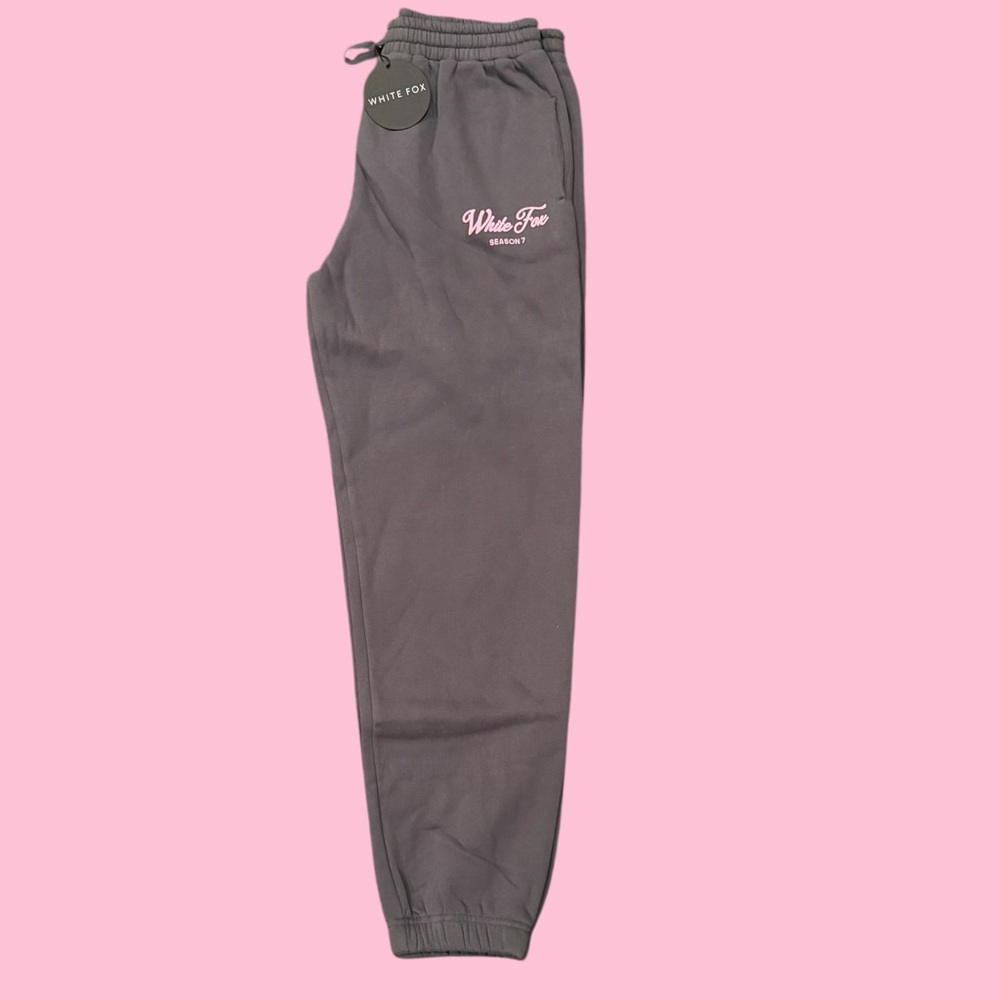 White Fox Gray Season 7 Monument Sweatpants with Pink Logo L - Picture 2 of 4